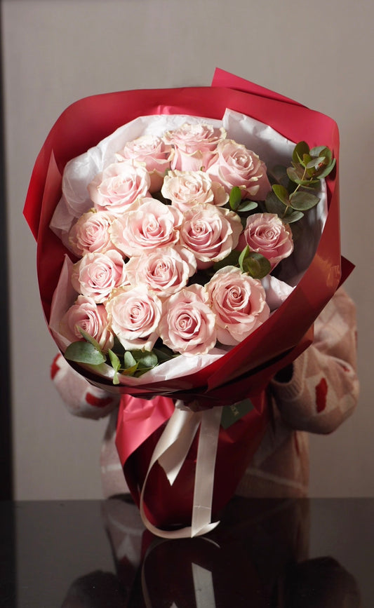 Mazzo di 25 rose rosa