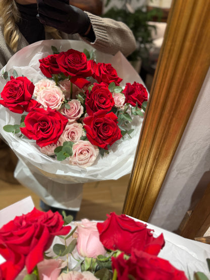 Bouquet Red & Pink Roses