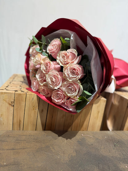 Mazzo di 25 rose rosa