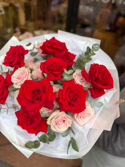 Bouquet di 25 rose rosse e rosa
