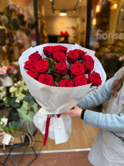 18 Rose rosse 80 cm