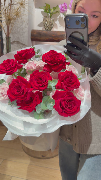 Bouquet Red & Pink Roses